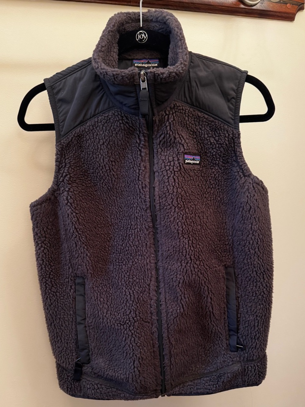 Patagonia Women’s Gray Sherpa Fleece Zip Vest Medium